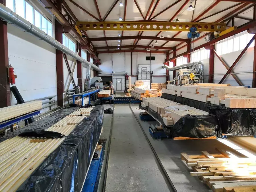 Производство и экспорт деревянных стеновых комплектов.