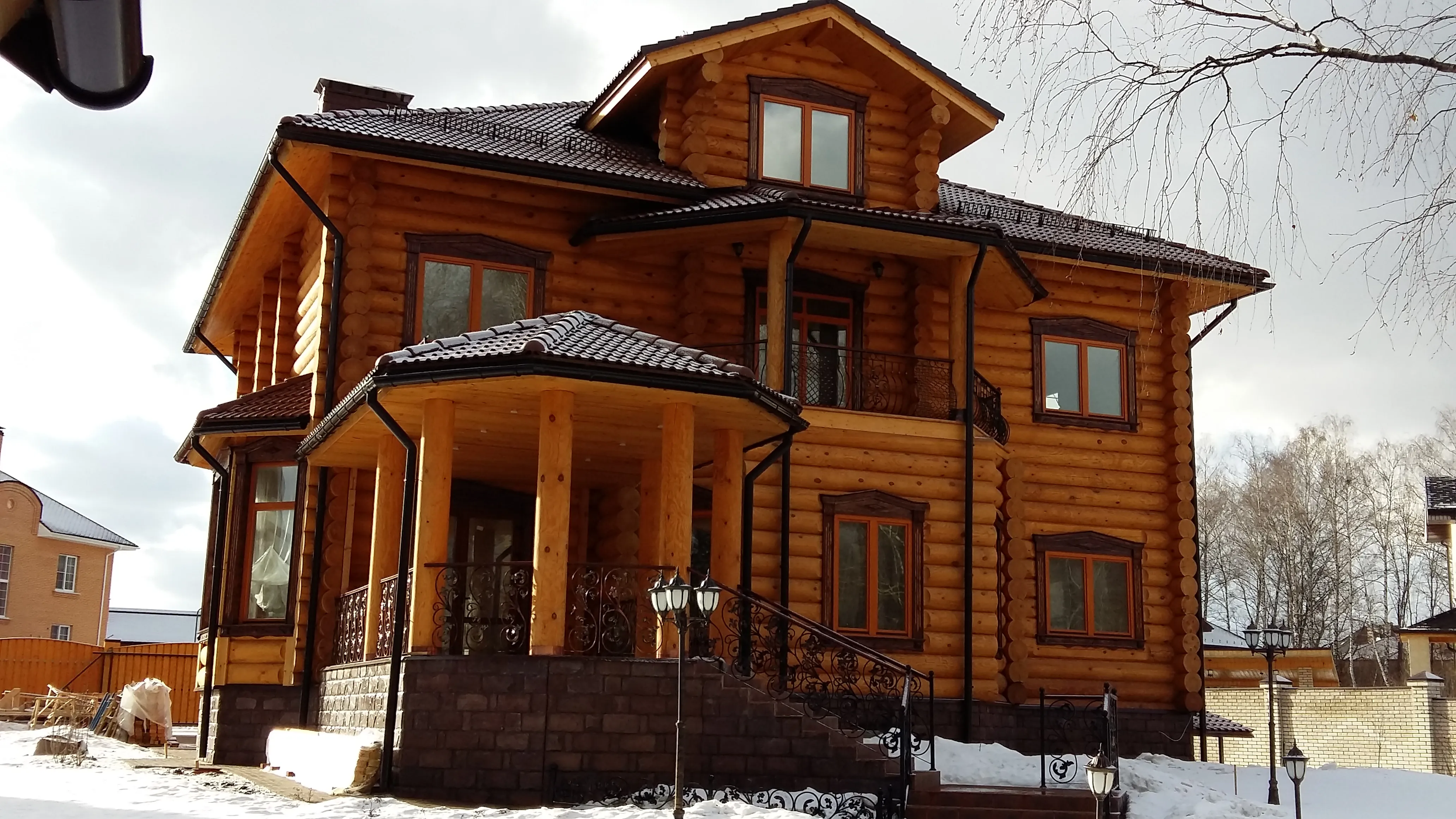 Дом из ОЦБ D-370мм - основное изображение