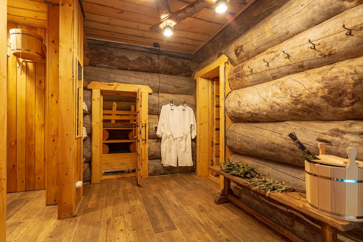 Доверьте отделку вашей бани профессионалам.