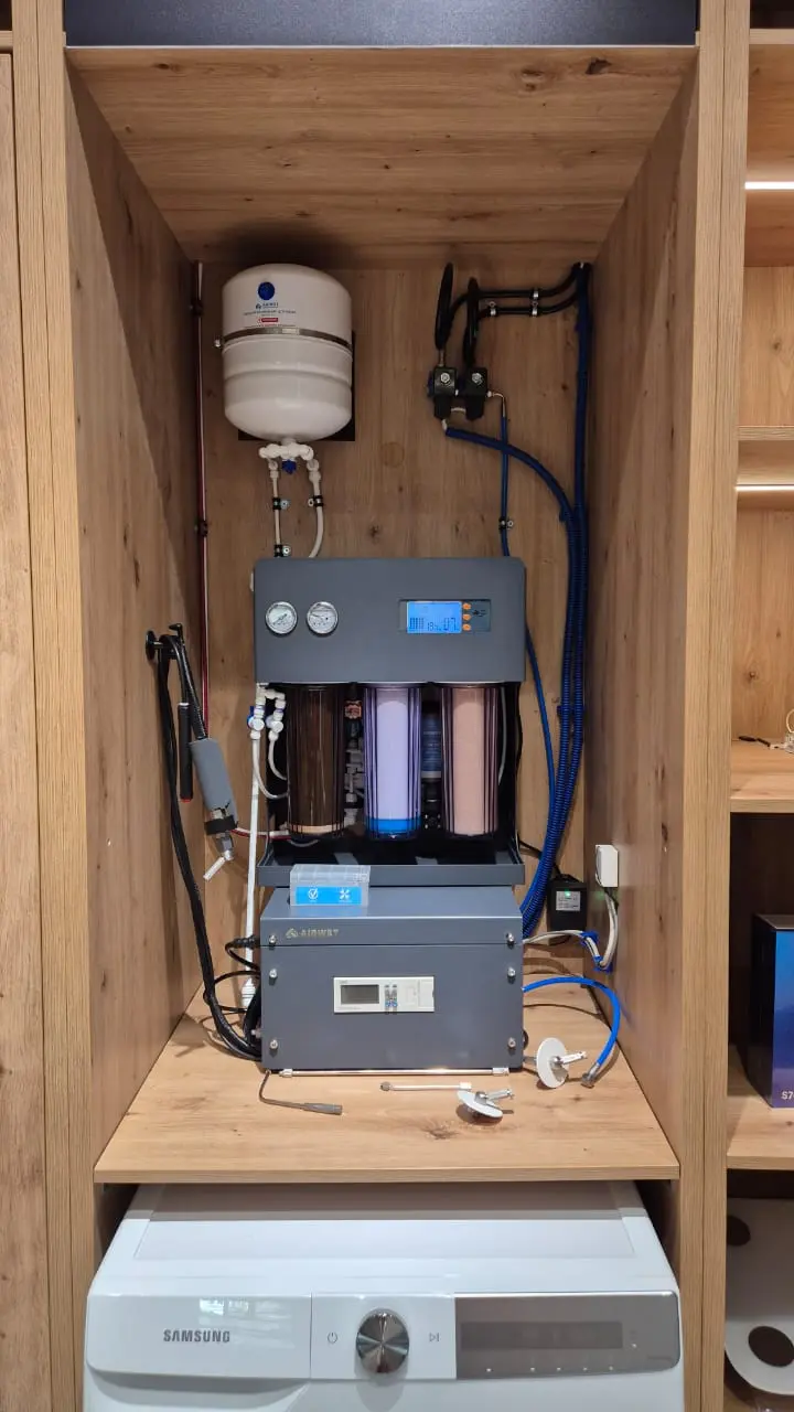 Мы предлагаем системы форсуночного впрыска предназначена для эффективного и равномерного увлажнения воздуха в жилых помещениях, выполненных из дерева.